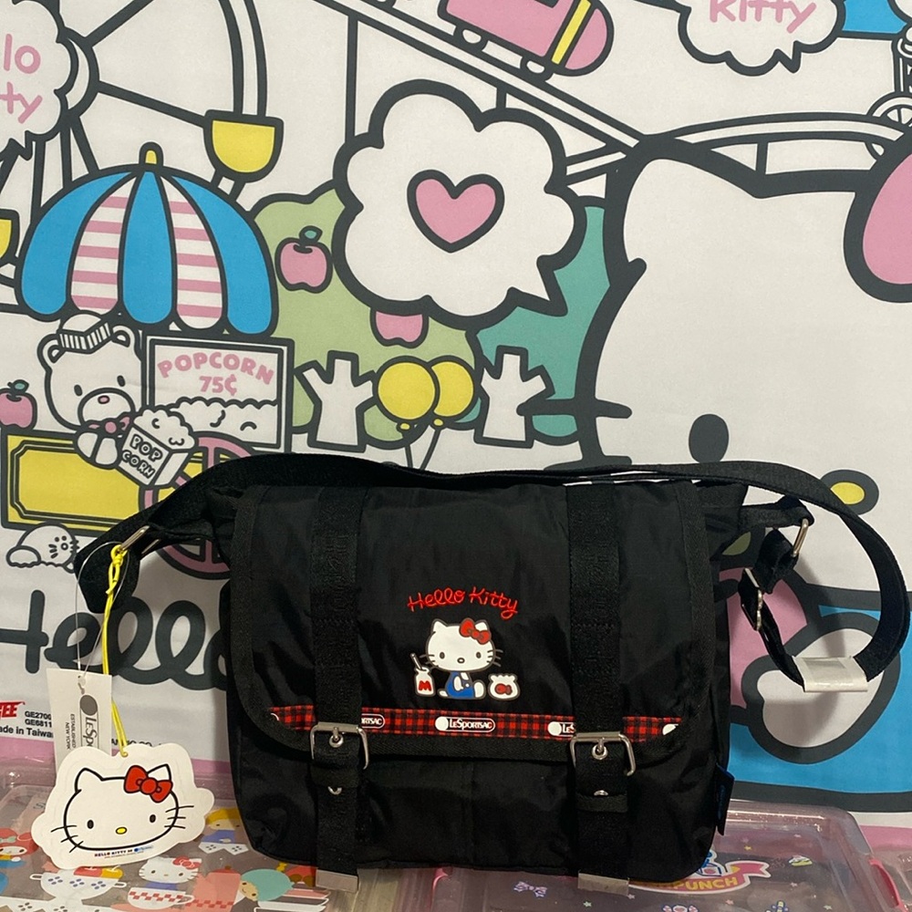 NWT New LeSportsac x Hello Kitty 45th Anniversary sanrio crossbody messenger bag
